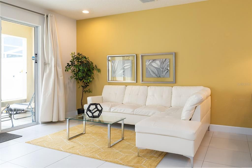 待售: $320,000 (3 贝兹, 3 浴室, 1501 平方英尺)