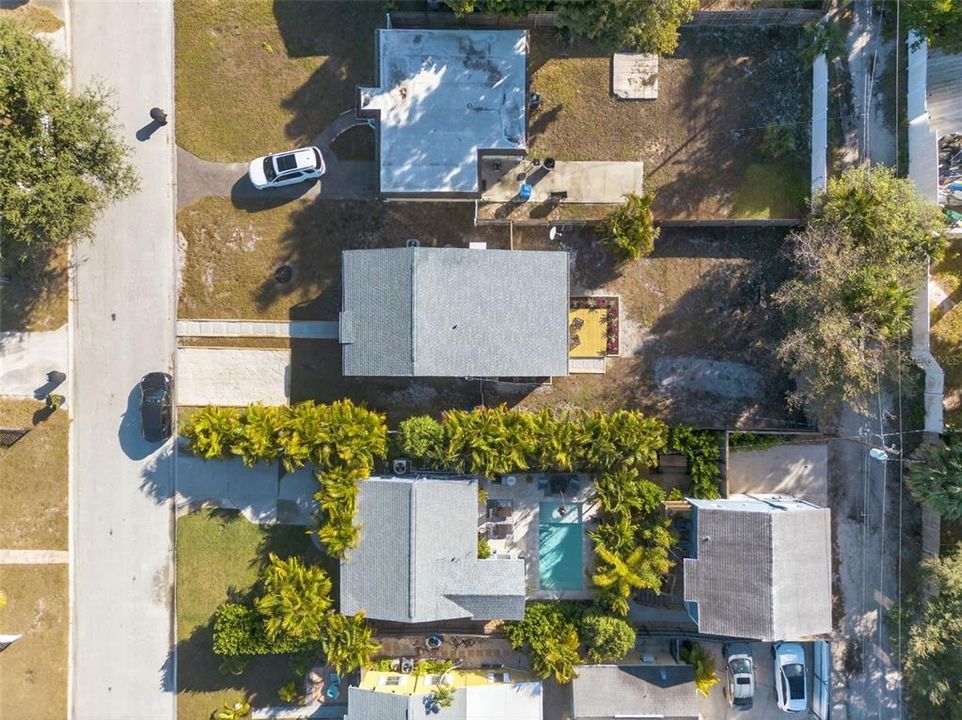 For Sale: $379,900 (3 beds, 2 baths, 1044 Square Feet)