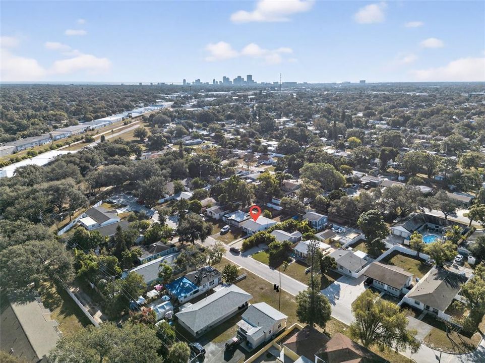 For Sale: $379,900 (3 beds, 2 baths, 1044 Square Feet)