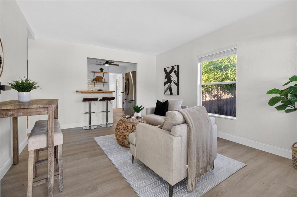 For Sale: $379,900 (3 beds, 2 baths, 1044 Square Feet)