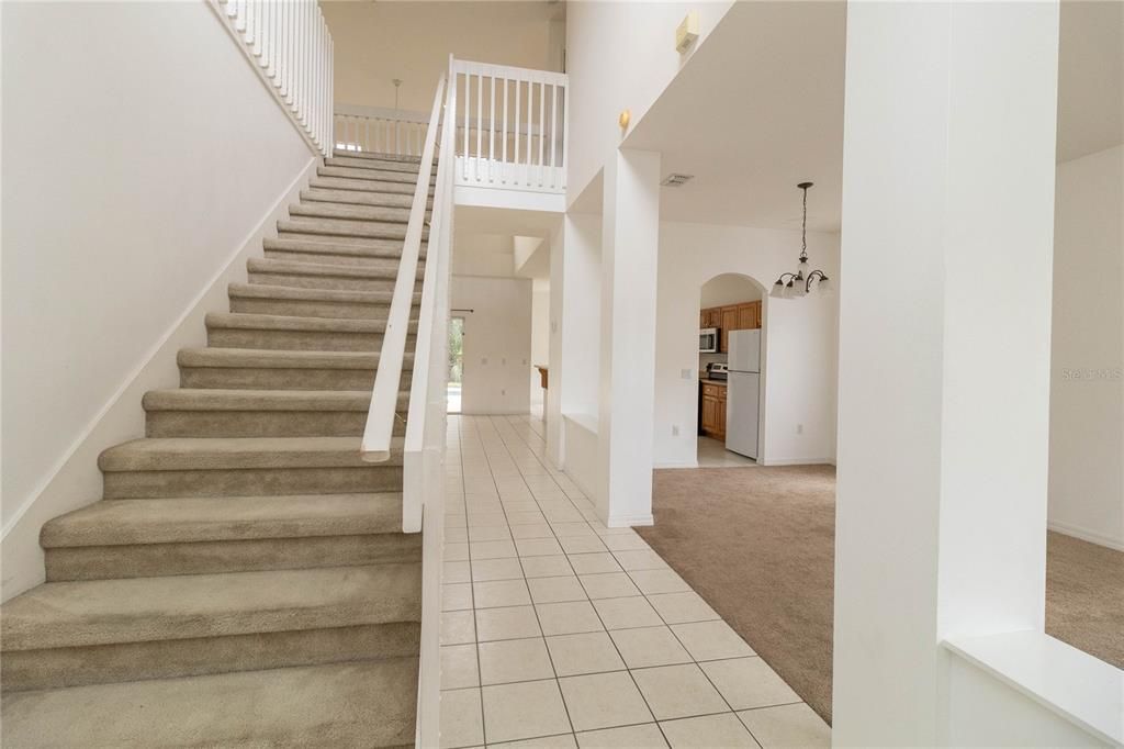 En Renta: $2,450 (4 camas, 3 baños, 2532 Pies cuadrados)