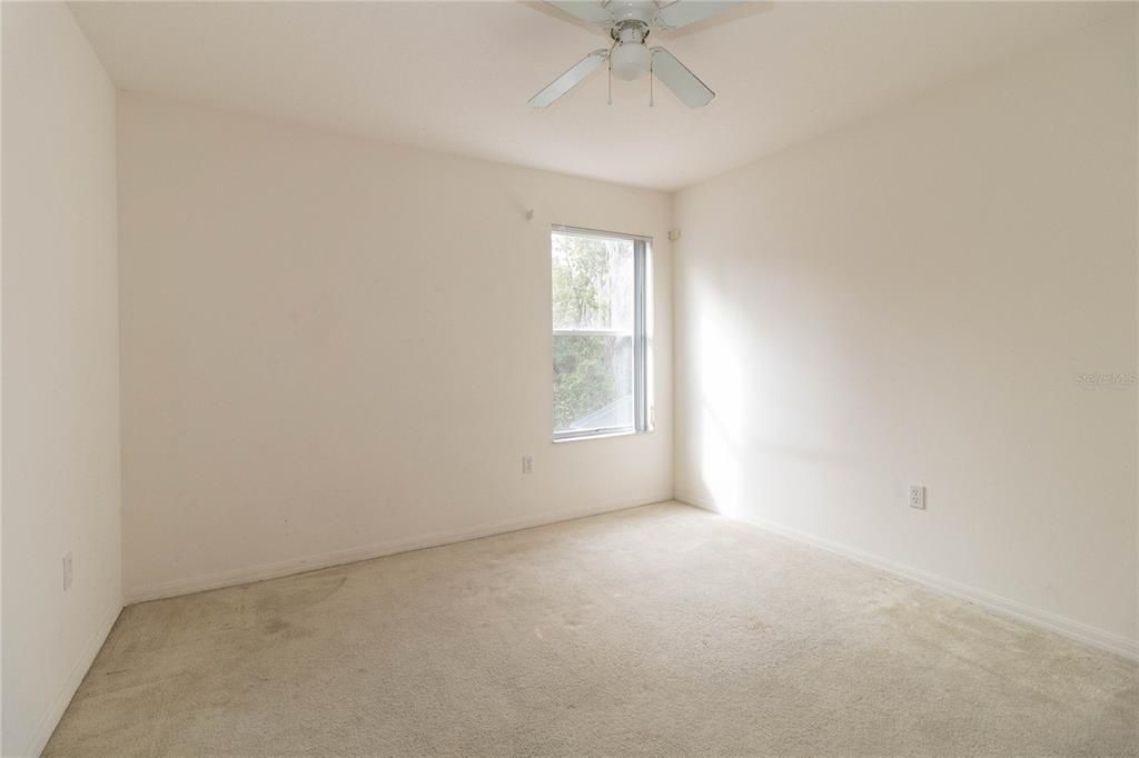 En Renta: $2,450 (4 camas, 3 baños, 2532 Pies cuadrados)