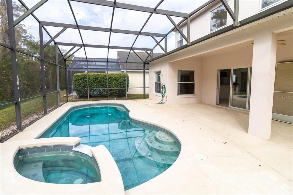 En Renta: $2,450 (4 camas, 3 baños, 2532 Pies cuadrados)