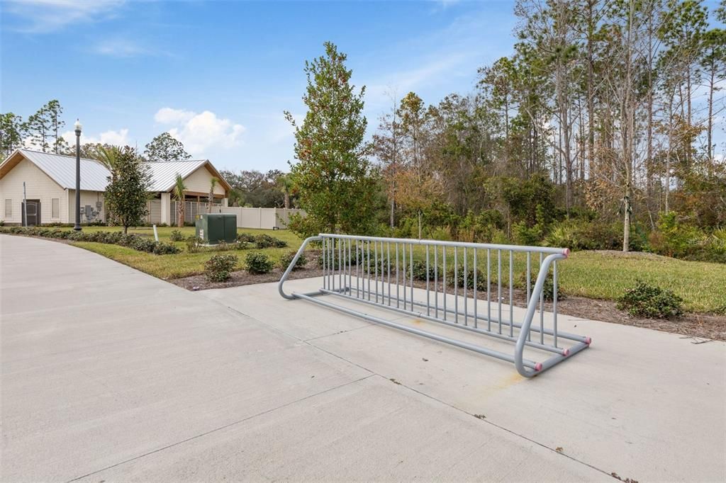 En Venta: $300,000 (3 camas, 2 baños, 1477 Pies cuadrados)