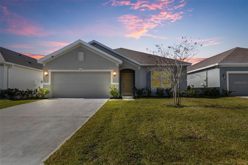 En Venta: $300,000 (3 camas, 2 baños, 1477 Pies cuadrados)