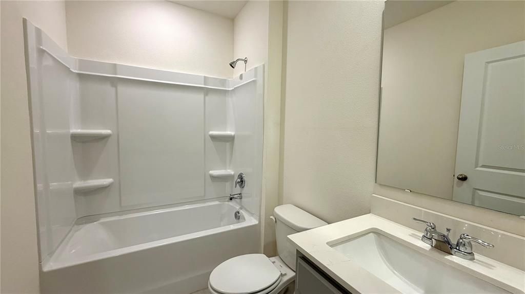 出租: $1,950 (3 贝兹, 2 浴室, 1504 平方英尺)