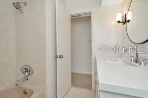 For Rent: $1,450 (2 beds, 2 baths, 961 Square Feet)