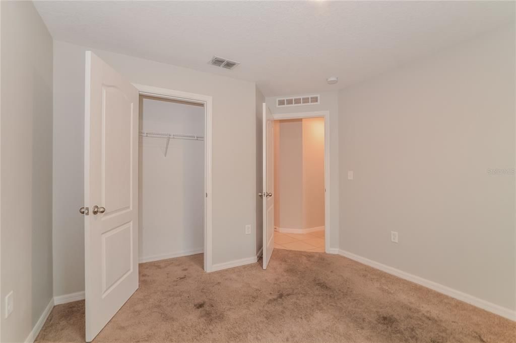 For Rent: $2,325 (5 beds, 3 baths, 1984 Square Feet)