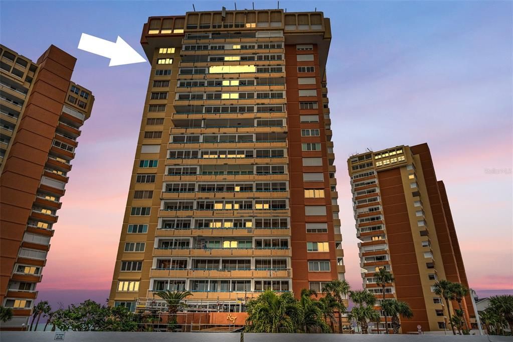 For Sale: $499,900 (2 beds, 2 baths, 1345 Square Feet)