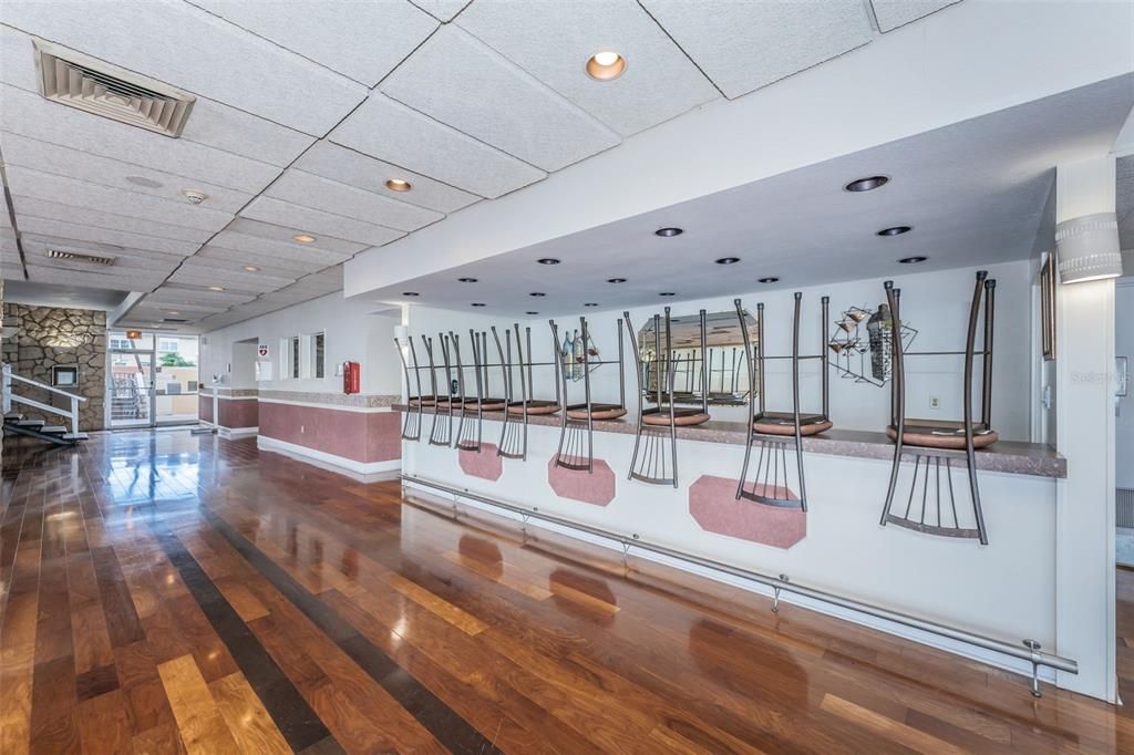 For Sale: $499,900 (2 beds, 2 baths, 1345 Square Feet)