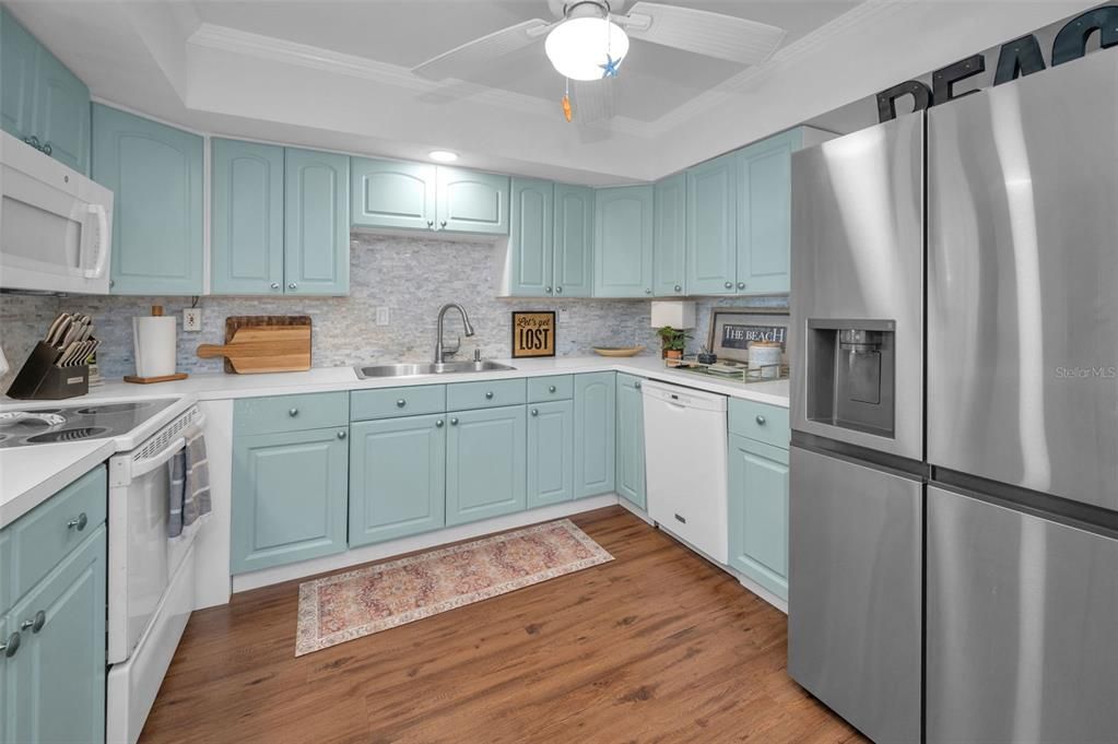 For Sale: $499,900 (2 beds, 2 baths, 1345 Square Feet)