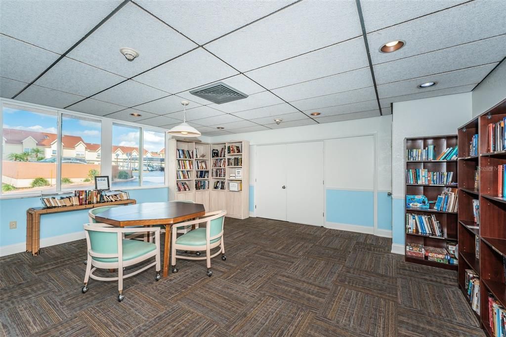 For Sale: $499,900 (2 beds, 2 baths, 1345 Square Feet)