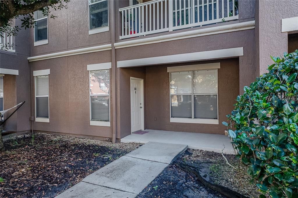 For Sale: $206,000 (1 beds, 1 baths, 621 Square Feet)