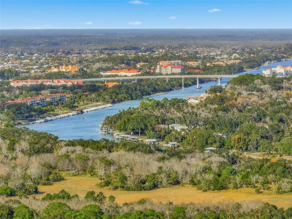 En Venta: $678,900 (5 camas, 3 baños, 2876 Pies cuadrados)