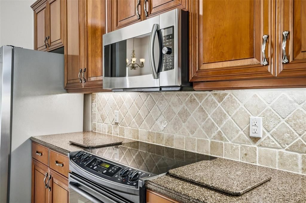 En Venta: $678,900 (5 camas, 3 baños, 2876 Pies cuadrados)