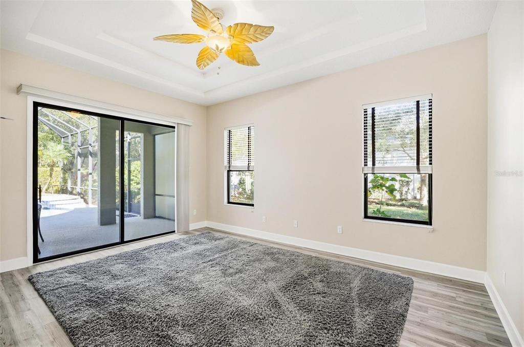 En Venta: $678,900 (5 camas, 3 baños, 2876 Pies cuadrados)