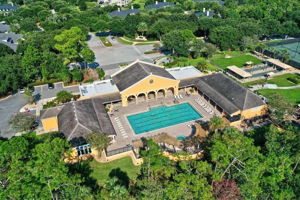 En Venta: $678,900 (5 camas, 3 baños, 2876 Pies cuadrados)