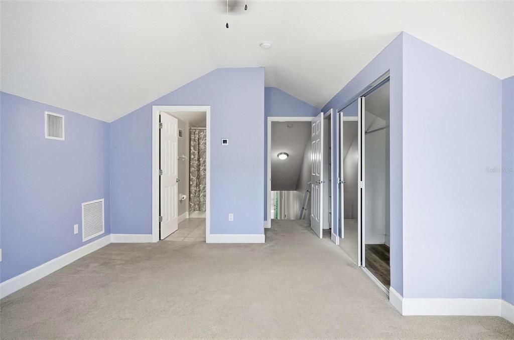 En Venta: $678,900 (5 camas, 3 baños, 2876 Pies cuadrados)