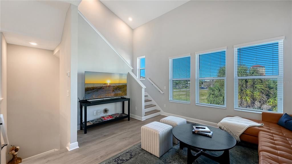 待售: $716,000 (3 贝兹, 3 浴室, 1917 平方英尺)