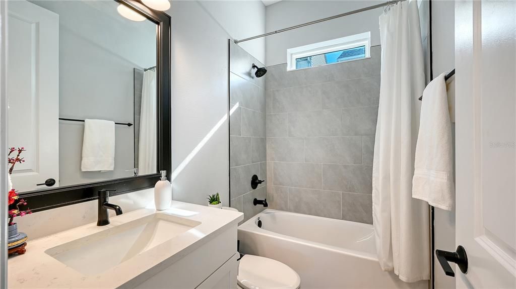 待售: $716,000 (3 贝兹, 3 浴室, 1917 平方英尺)