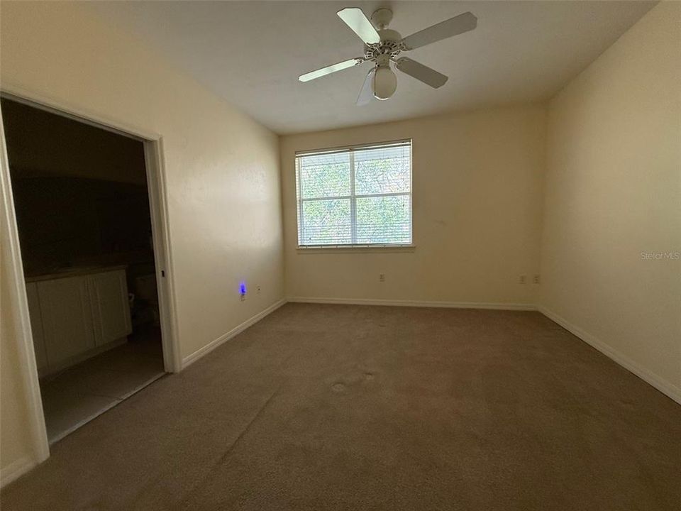 For Sale: $205,000 (2 beds, 2 baths, 1465 Square Feet)