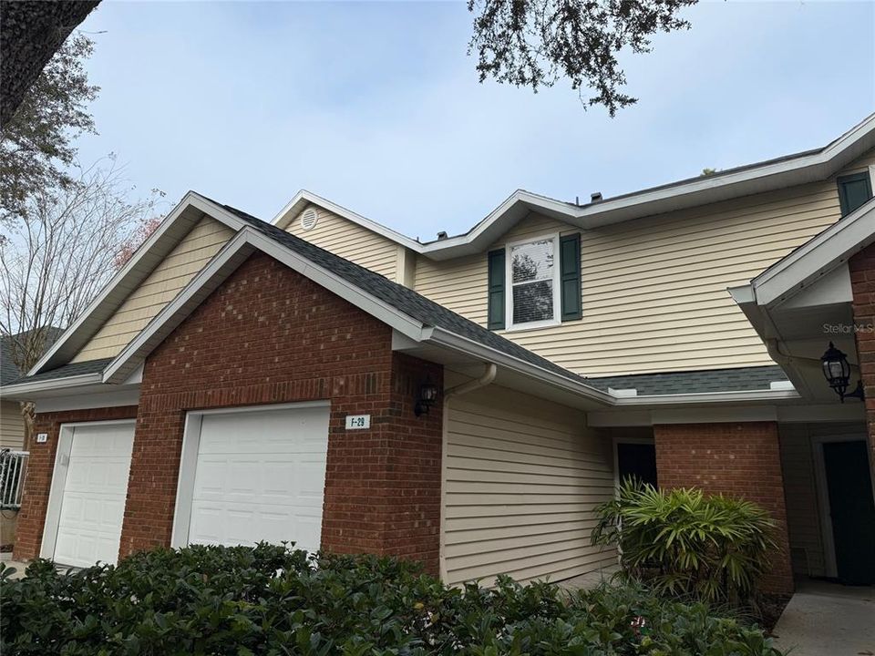 For Sale: $205,000 (2 beds, 2 baths, 1465 Square Feet)