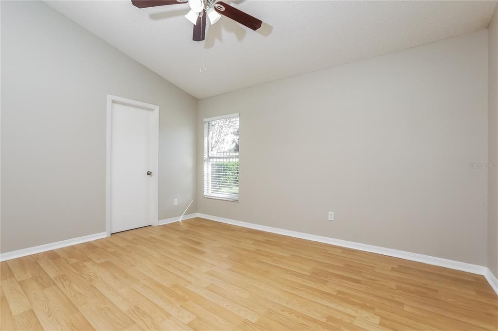 For Rent: $2,140 (3 beds, 2 baths, 1548 Square Feet)