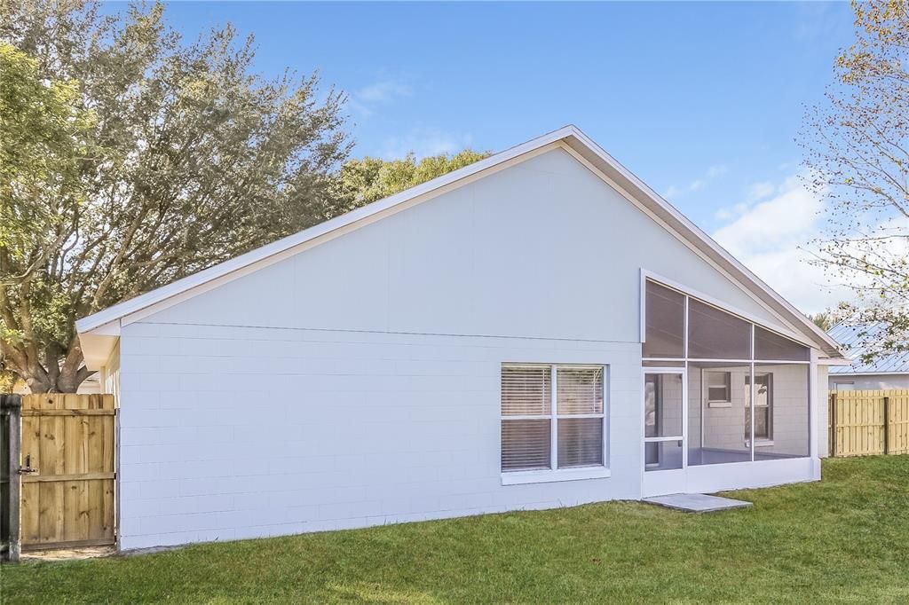 For Rent: $2,140 (3 beds, 2 baths, 1548 Square Feet)