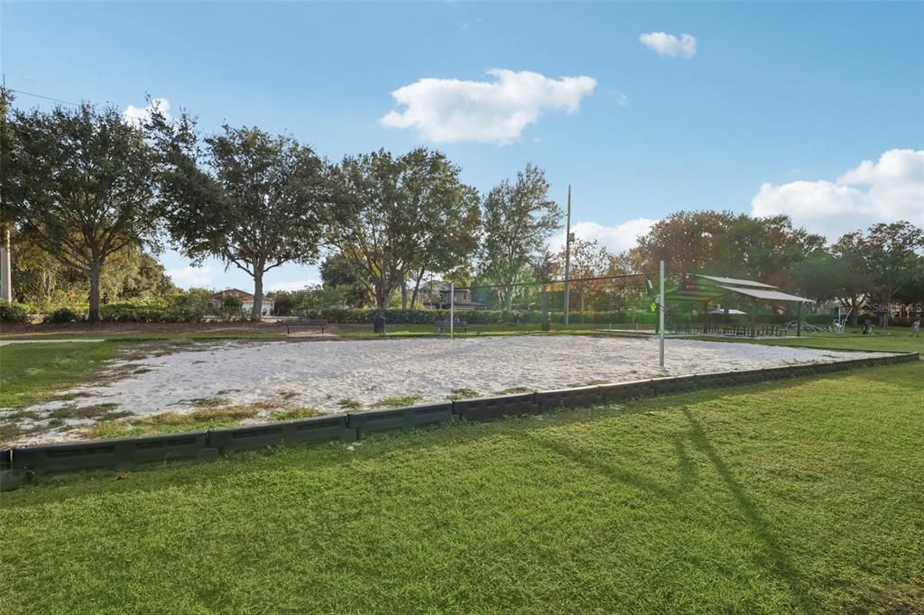 En Venta: $349,999 (4 camas, 2 baños, 1980 Pies cuadrados)