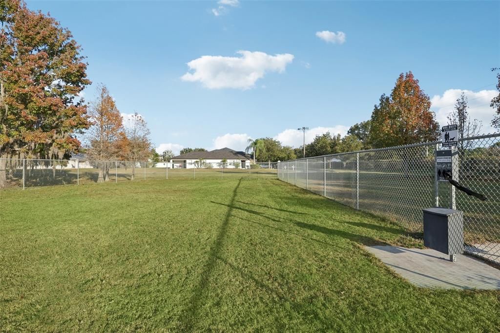 En Venta: $349,999 (4 camas, 2 baños, 1980 Pies cuadrados)