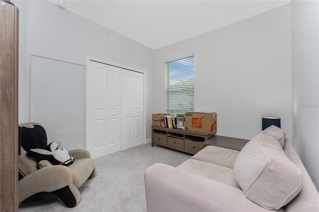 For Sale: $274,900 (3 beds, 2 baths, 1422 Square Feet)