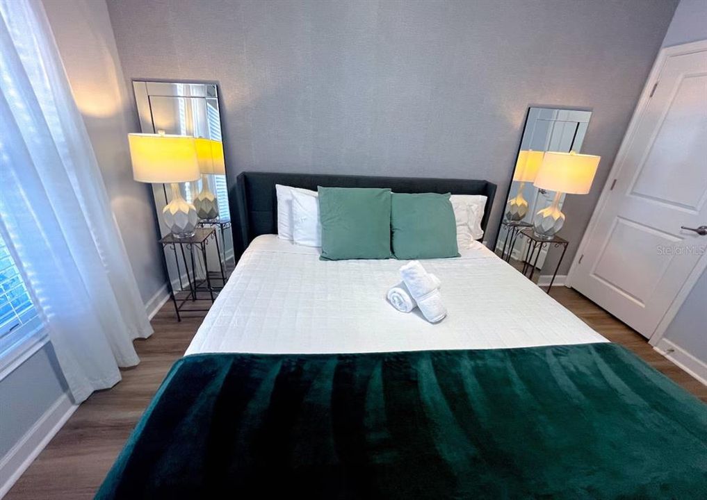 待售: $550,000 (4 贝兹, 3 浴室, 1914 平方英尺)