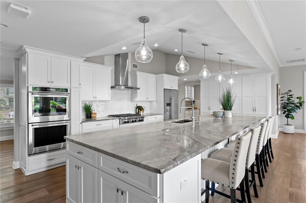 待售: $1,800,000 (3 贝兹, 2 浴室, 2429 平方英尺)