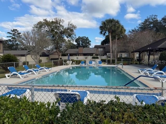 For Sale: $185,000 (3 beds, 2 baths, 1218 Square Feet)