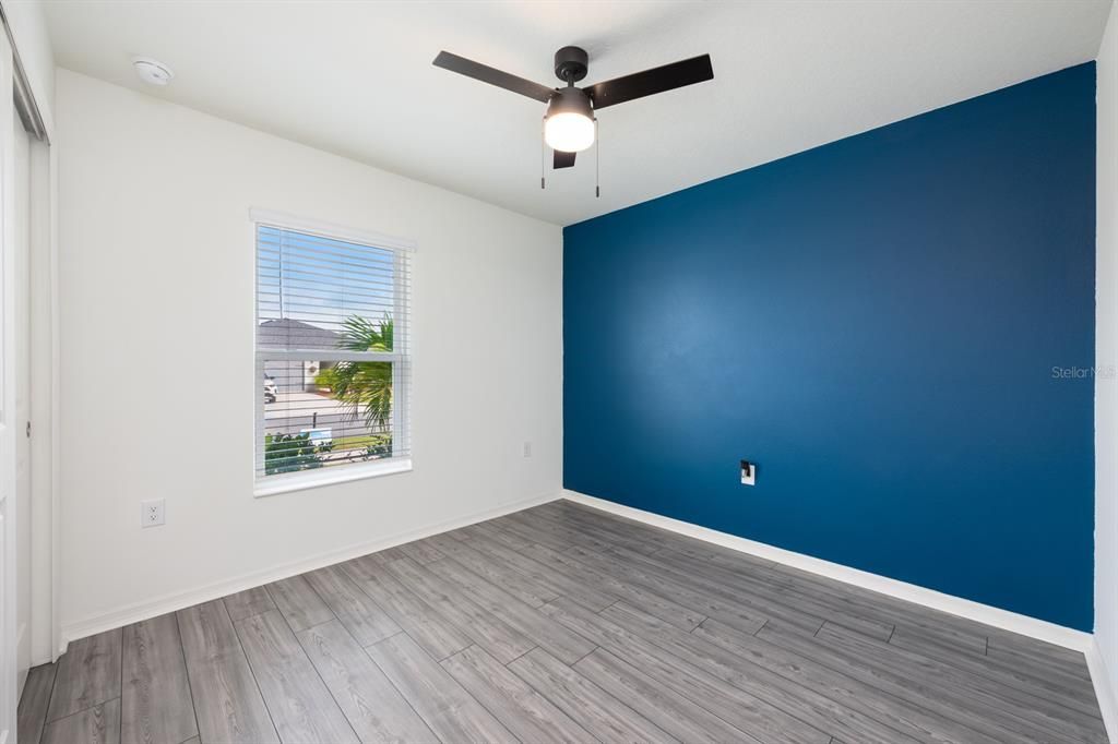 For Sale: $367,000 (3 beds, 2 baths, 1537 Square Feet)