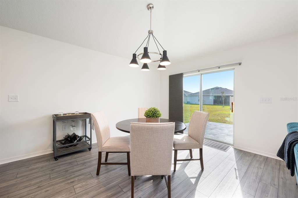 For Sale: $367,000 (3 beds, 2 baths, 1537 Square Feet)