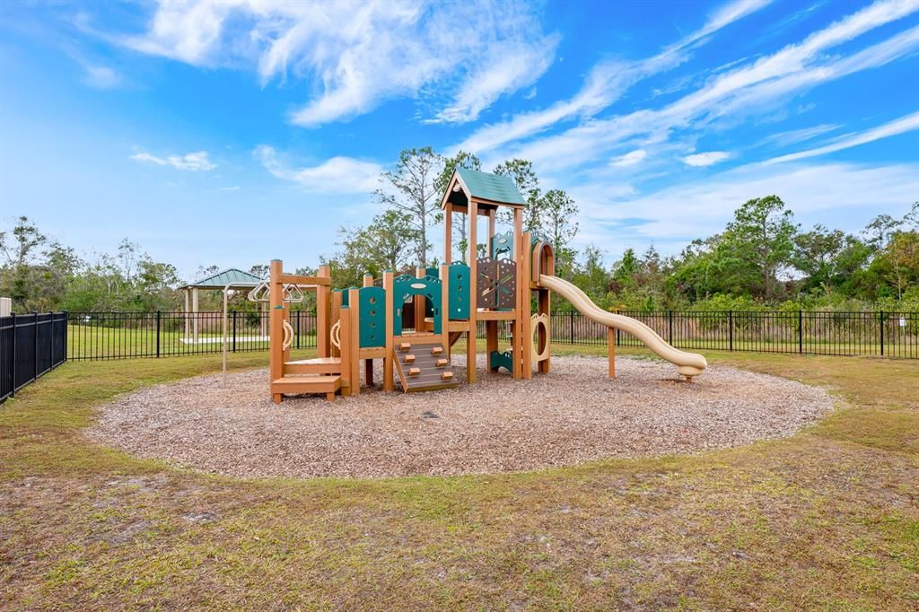 For Sale: $367,000 (3 beds, 2 baths, 1537 Square Feet)