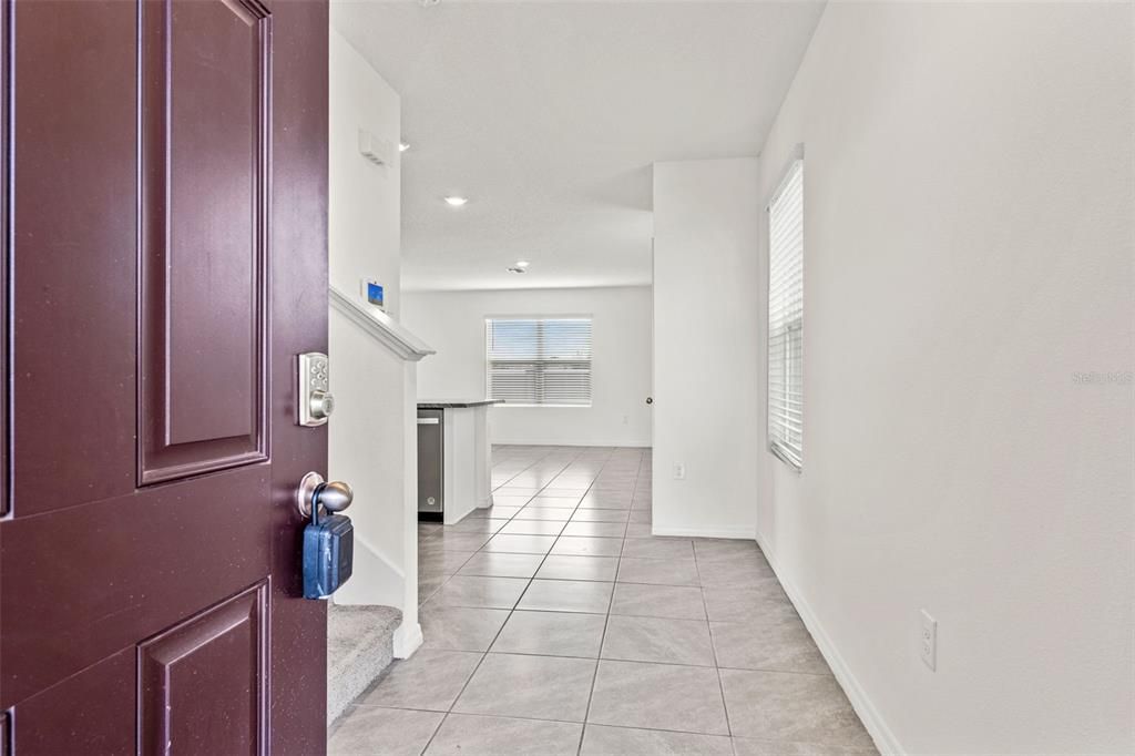 En Renta: $2,700 (4 camas, 2 baños, 2260 Pies cuadrados)