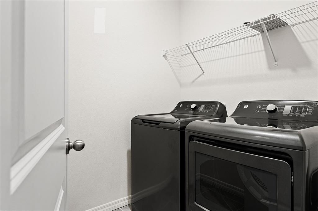 En Renta: $2,700 (4 camas, 2 baños, 2260 Pies cuadrados)