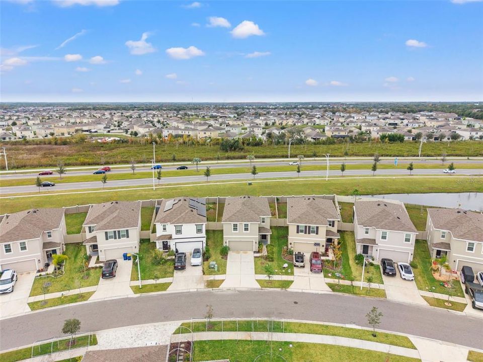 En Renta: $2,700 (4 camas, 2 baños, 2260 Pies cuadrados)