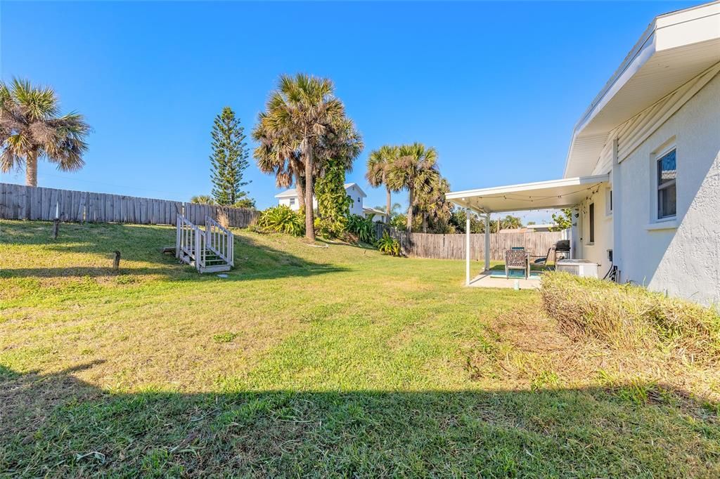 待售: $349,900 (2 贝兹, 1 浴室, 840 平方英尺)