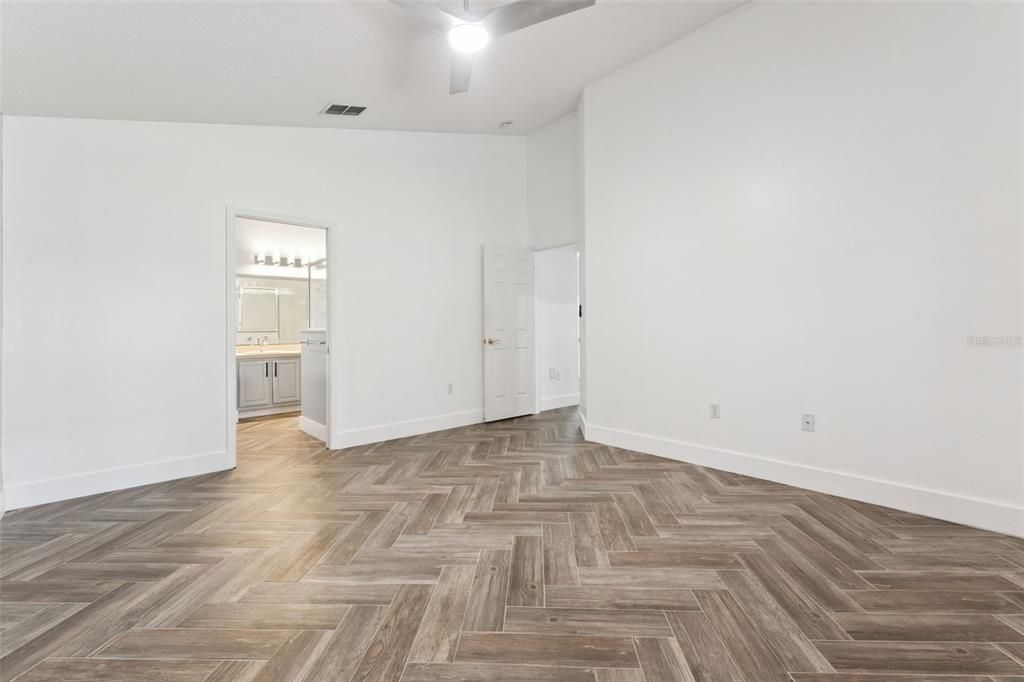 На продажу: $439,000 (3 спален, 2 ванн, 1822 Квадратных фут)