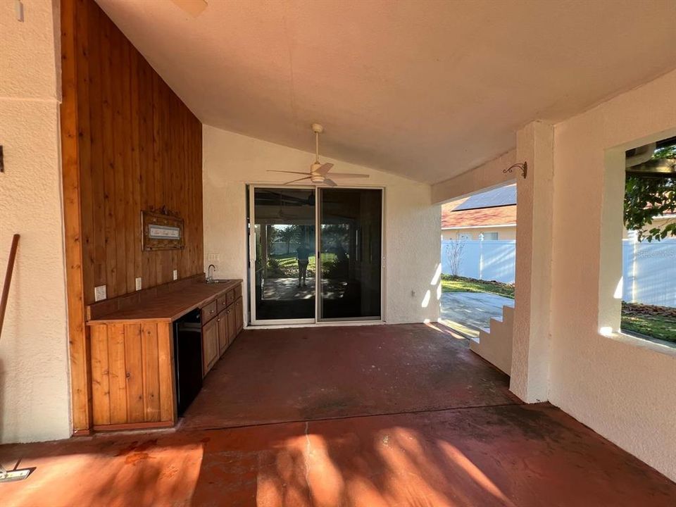 На продажу: $439,000 (3 спален, 2 ванн, 1822 Квадратных фут)