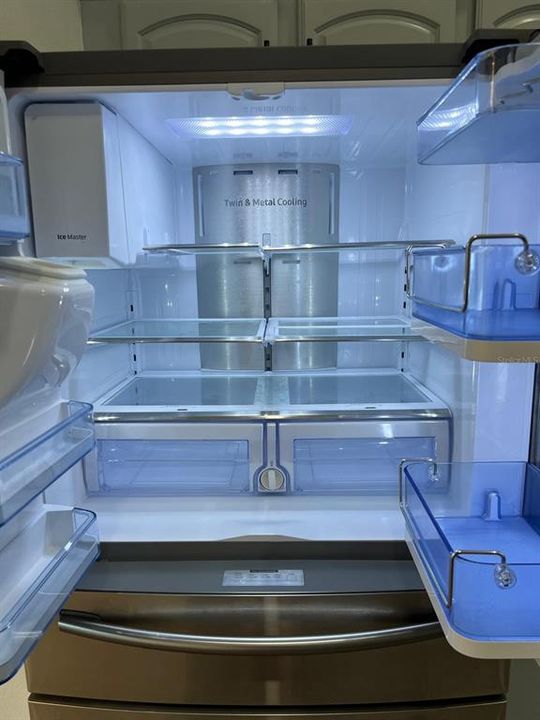 На продажу: $439,000 (3 спален, 2 ванн, 1822 Квадратных фут)