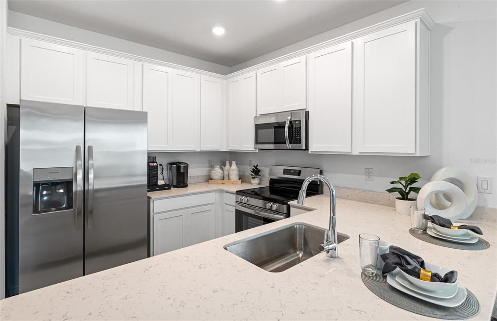 En Venta: $228,990 (3 camas, 2 baños, 1782 Pies cuadrados)