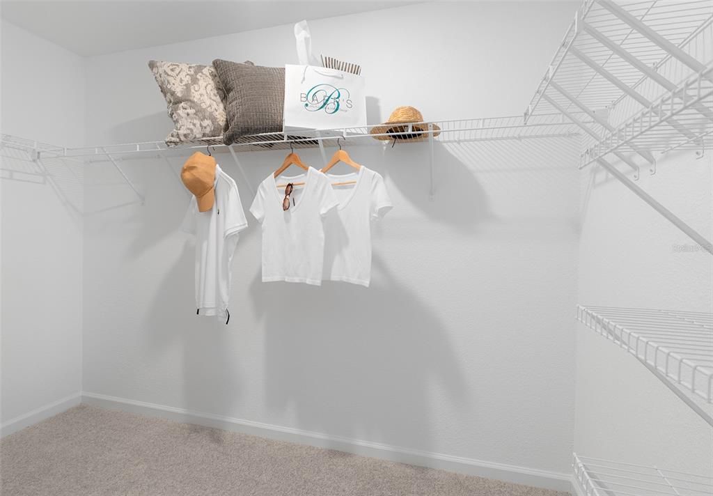 En Venta: $228,990 (3 camas, 2 baños, 1782 Pies cuadrados)