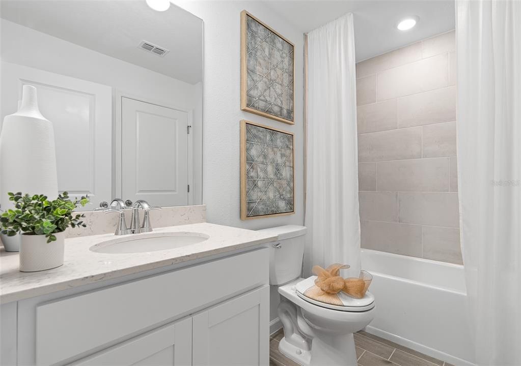 En Venta: $228,990 (3 camas, 2 baños, 1782 Pies cuadrados)