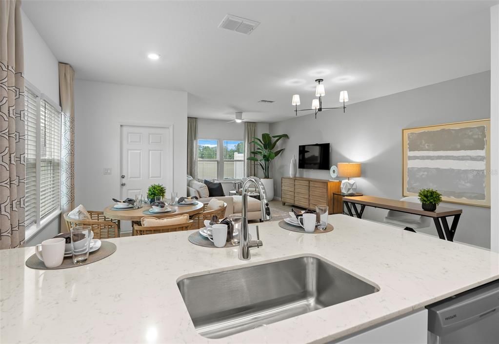 En Venta: $228,990 (3 camas, 2 baños, 1782 Pies cuadrados)