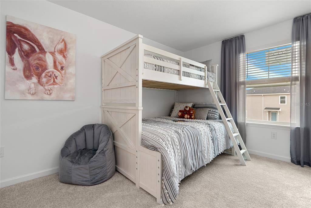 En Venta: $228,990 (3 camas, 2 baños, 1782 Pies cuadrados)