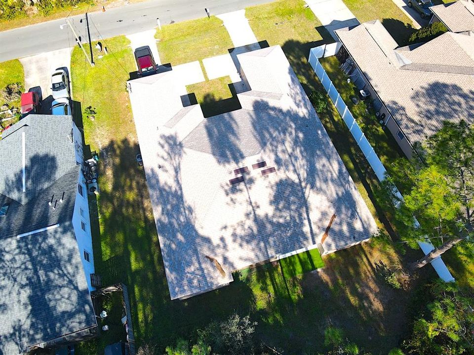 En Renta: $1,550 (3 camas, 2 baños, 1302 Pies cuadrados)